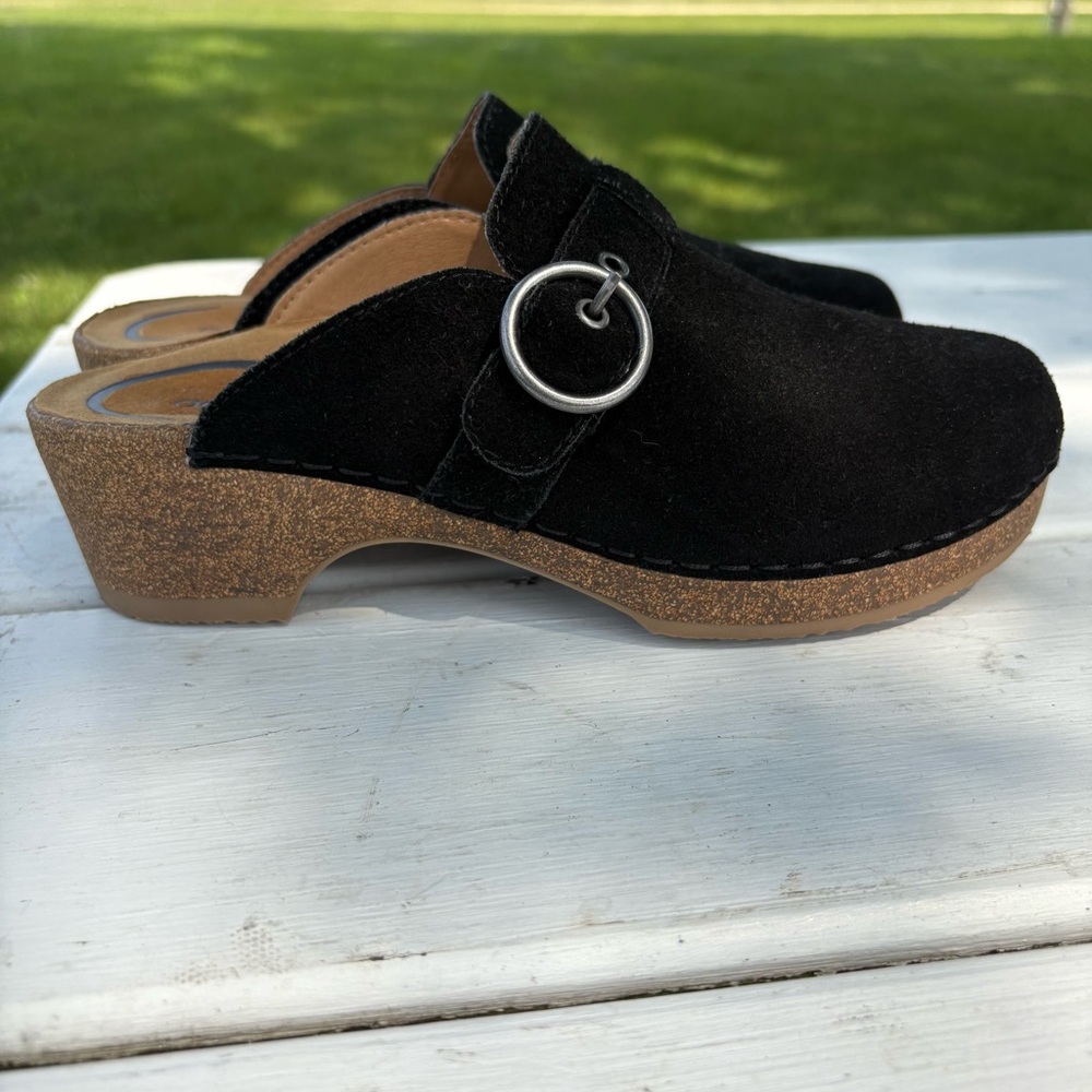 Aetrex Madison Cork Black Suede Leather Clog